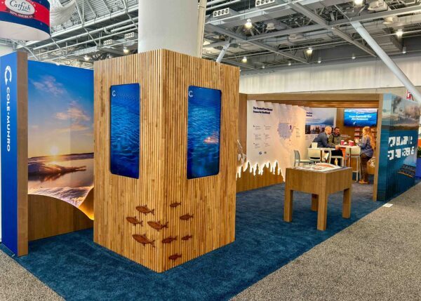 FGPG-Trade-Show-Booth-Cole-Munroe-SENA-5-600x429