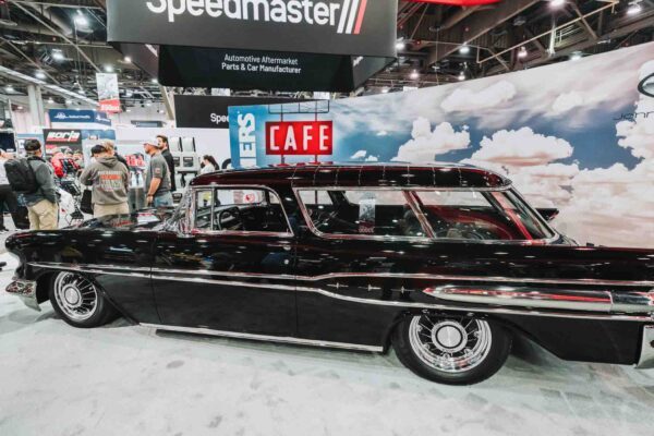 FGPG-Mothers-Polish-SEMA-experience-activation-8-600x400