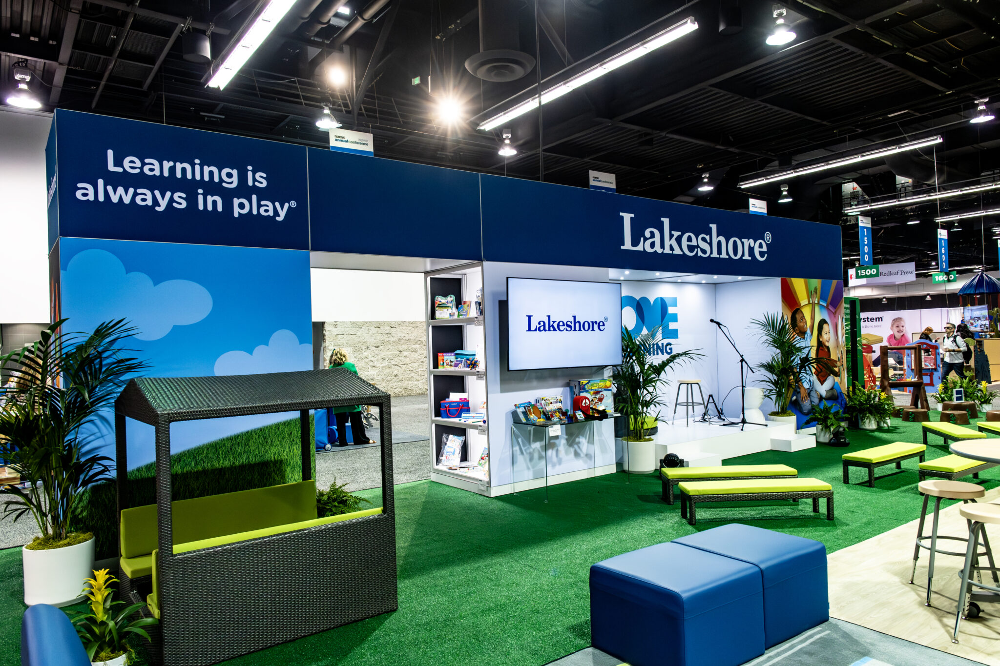 Lakeshore-NAEYC-left-back-seating-area-FGPG-2-2048x1365