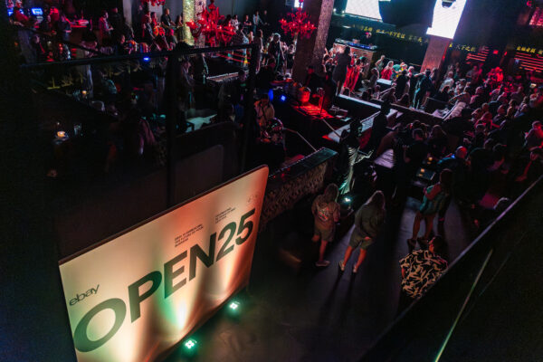 ebayopen25-fgpg-tao-photoop-and-floor-1--600x400