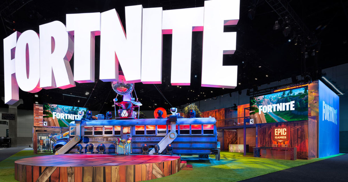 epic-games-fortnite-e3-2018-trade-show-exhibit-esports-fgpg-fortnite-sign-1-1220x640