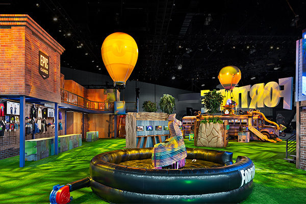 fortnite-llama-rodeo-e3-trade-show-fan-experience-600x400