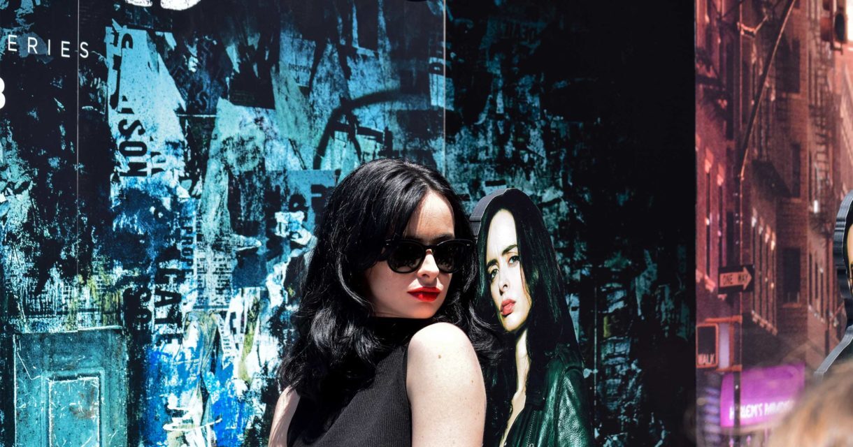 krysten-ritter-jessica-jones-netflix-comic-con-activation-1220x640
