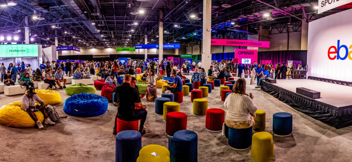 ebay-open-25-show-floor-panorama-fgpg12